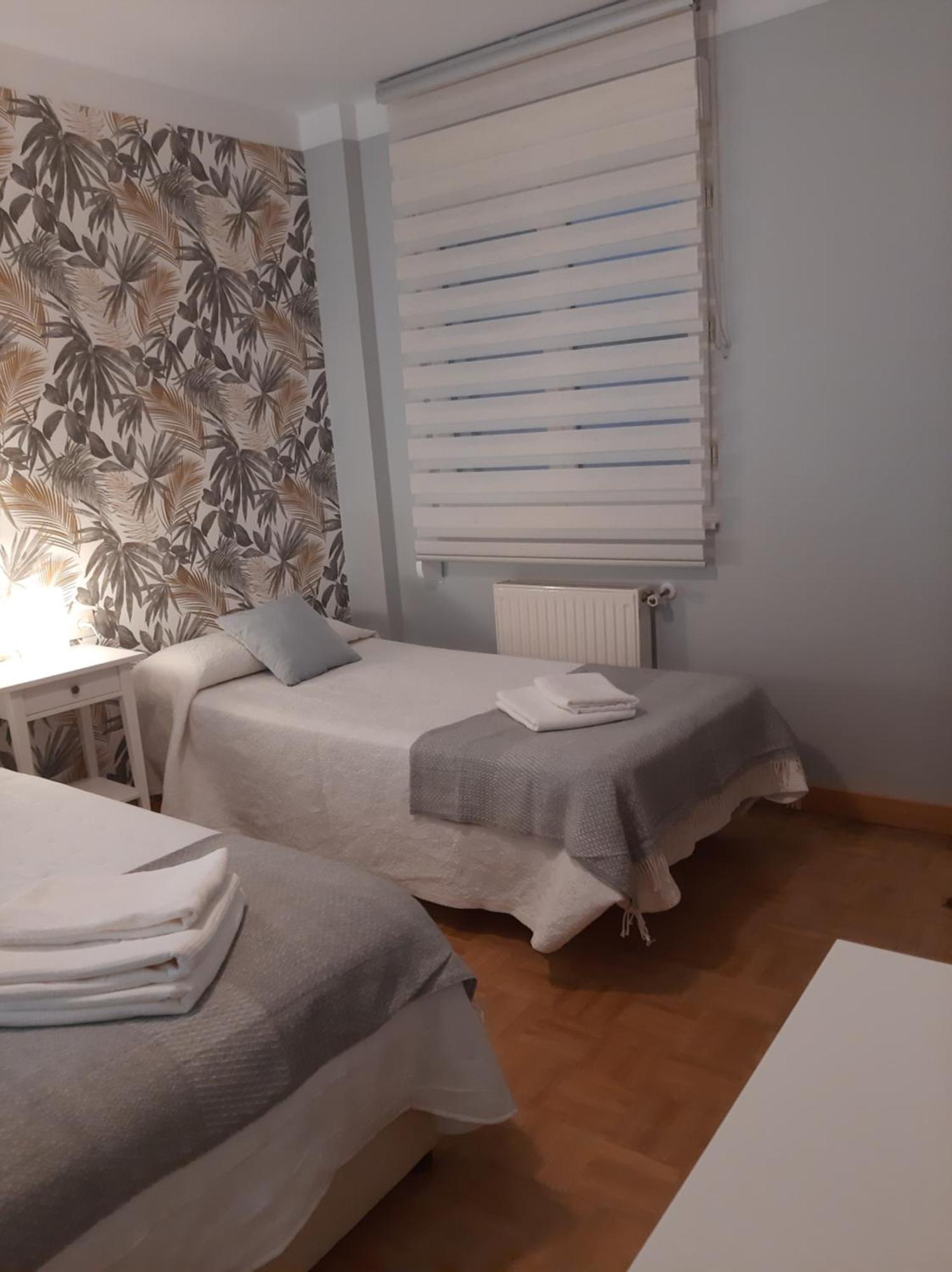 Apartamento Elena Centrico Con Wifi Onís Екстериор снимка