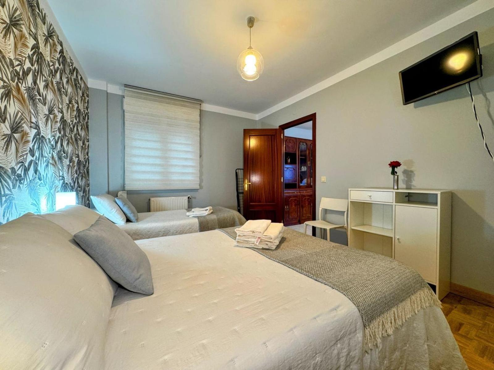 Apartamento Elena Centrico Con Wifi Onís Екстериор снимка